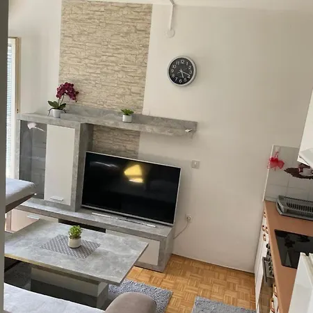 Apartment Lakiluk *